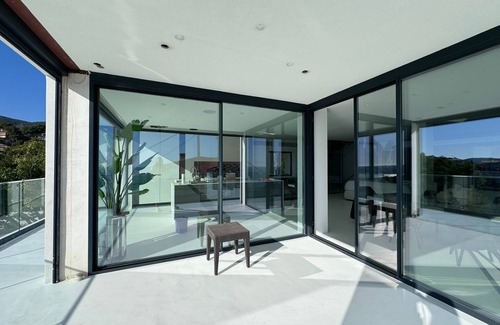 Portals Nous Villa | Luxury and modern 4 bedroom villa in Costa den Blanes