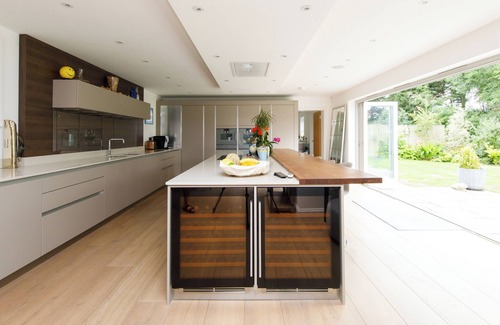 Bosham House | Luxury and Spacious 5 bed House, 5 Minutes Walk From Bosham Estuary