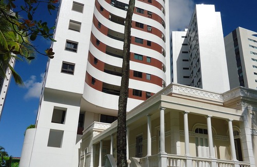 Casa Forte Apartment | Luxury apartment with 3 ensuite bedrooms