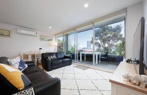 South Melbourne Condo | Luxury Apartment in South Melbourne