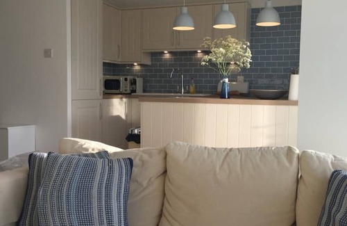 Wittering Apartment | Luxury apartment right on the seafront. Sleeps 4.