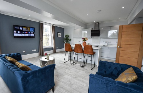 Leamington Spa Apartment | Luxury apartment with panoramic views