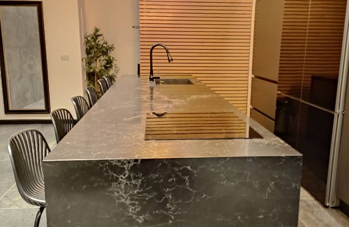 Bat Yam Apartment | *Luxury Apartment 5 room 2 minutes from the beach*
