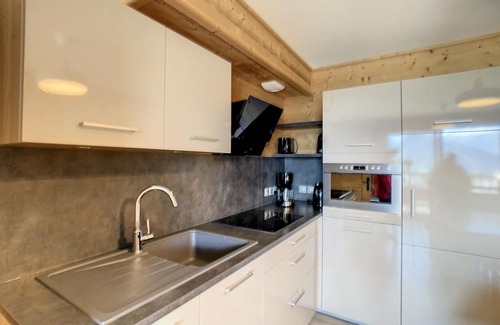 La Toussuire Apartment | Luxury apartment at the foot of the slopes with covered parking