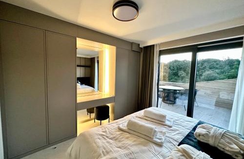 Kozino Apartment | Luxury Apartment Blue Sapphire with outdoor pool