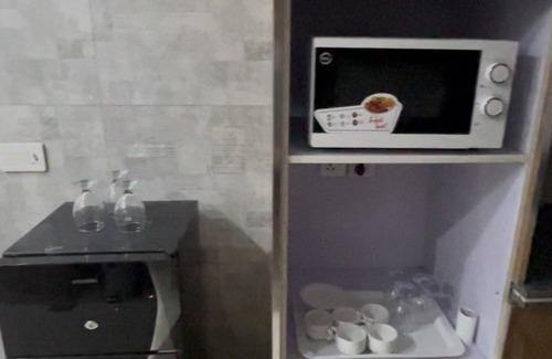 Lahore Apartment | Luxury Apartment,Central Lahore,Free Parking, free wifi, near all Attractions.