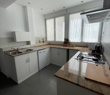Camino de Ronda Apartment | Luxury apartment close to everything