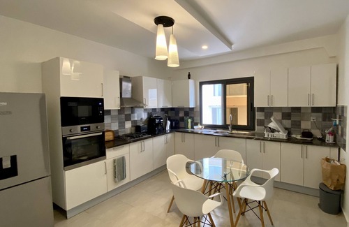 Les Almadies Apartment | Luxury apartment in Les Almadies with swimming pool