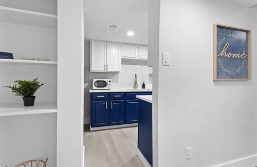 Riverside Apartment | Luxury Apartment In South Austin-6 MIN to Downtown
