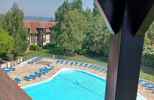 Tourgeville Apartment | Luxury apartment in the golf resort of Deauville