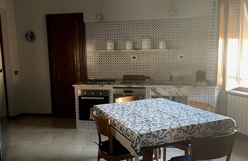 Livorno Apartment | Luxury apartment in villa a few steps from the sea