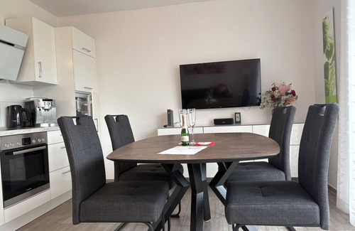 Norden House | Luxury apartment on the North Sea coast, sauna, terrace, garden, quiet location, WiFi