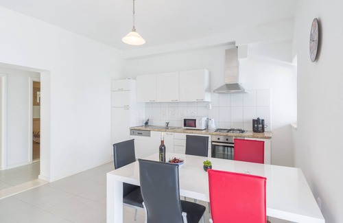 Mimice Apartment | Luxury apartment on the beach 1