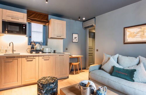 Montmartre Apartment | Luxury Apartment - Sacre Coeur - 4 guests