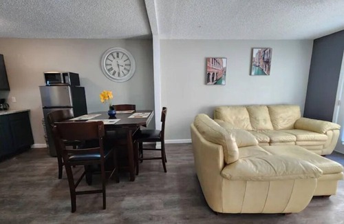 Biggs Field Apartment | Luxury Apartment Suite 1
