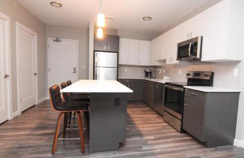 Reading Apartment | Luxury Apartment W Gym, Steps From Commuter Rail #2013