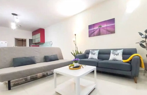Puchong Apartment | Luxury Apt O Near Sunway w/AtariGames @SetiaWalkn