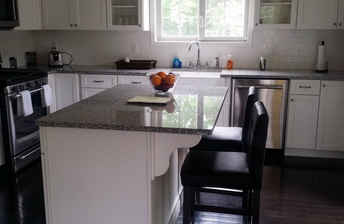 Sugar Loaf Apartment | Luxury Apt Sugar Loaf, Near LEGOLAND, Breweries & Wineries