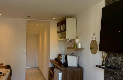 4th Arrondissement Apartment | Luxury at your fingertips: private Jacuzzi, chic decor & unforgettable moments