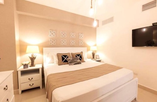 Juan Dolio - El Pueblo Apartment | Luxury Beachfront 2BR at Las Olas, Juan Dolio
