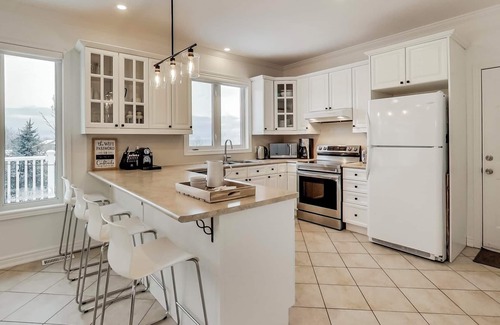 Bluewater Beach House | Luxury Beach House With Incredible Sunset Views
