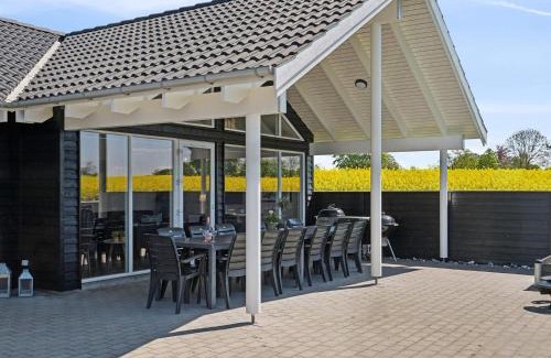 Skastrup House | Luxury Beach House with Pool - By Traum Ferienwohnungen