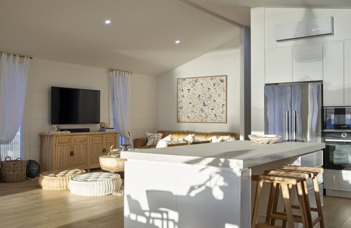 Mermaid Beach House | Luxury Beach Living
