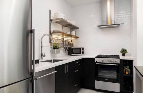 West Beach Apartment | Luxury Beach Studio — 2 blocks to the Beach and Funk Zone