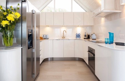 Hayle Ski Chalet | Luxury beachfront chalet with breathtaking views