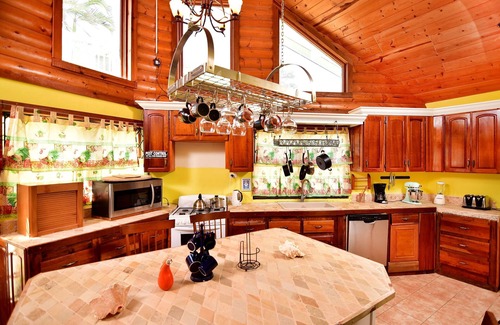 Cap Estate Villa | Luxury BEACHFRONT VILLA FR 7 to 10 Rms, 1 MIN WALK TO BEACH, ROYALTON RESORT, nn