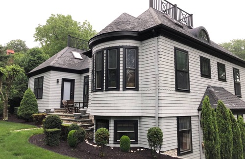 Top of the Hill Apartment | Luxury Boutique Guest Quarters with Private Entrance