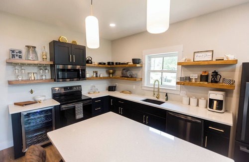 Lake Forest Estates Cabin | Luxury Cabin