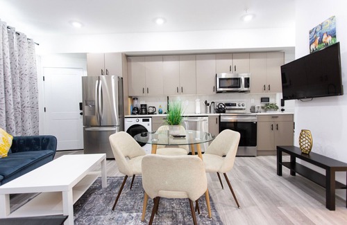Kingman Park Bed & Breakfast | Luxury Capitol Hill Retreat | In-House Services
