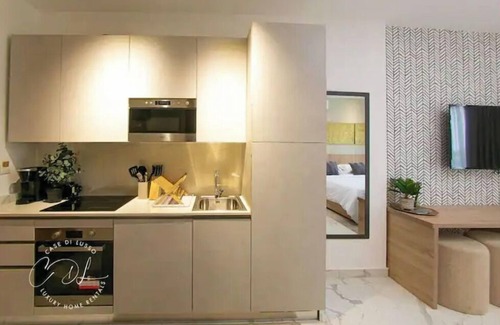 Labadi House | Luxury Cases -Apt28