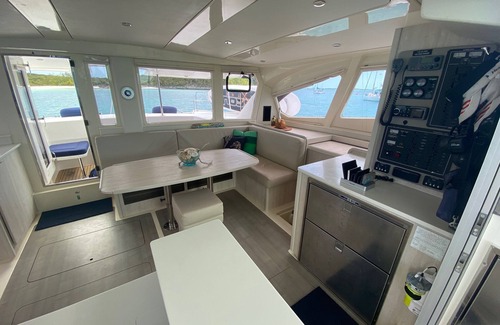 Staniel Cay Boat Rental | Luxury Catamaran Sailing Trips in the Exumas & Staniel Cay area