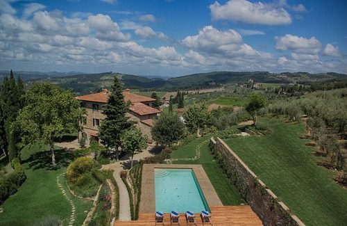 Panzano in Chianti Apartment | Luxury Chianti with Charme, View, Pool and private Patio