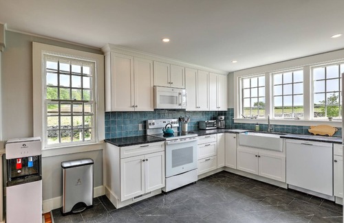 Tiverton Other | Luxury Coastal Farmhouse Steps from the BeachnEntire HousenSleeps 6