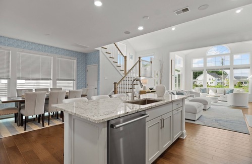 Rehoboth Beach House | Luxury Coastal Retreat in Arbor-Lyn – Rehoboth Beach!