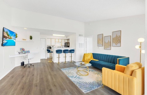 Kissimmee Condo | Luxury condo in delightful Kissimmee with WiFi, fitness room, AC