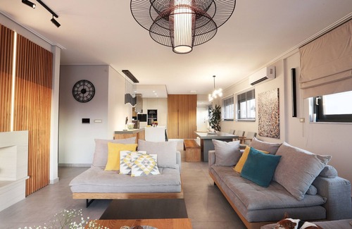 Palaio Faliro Apartment | Luxury condo in Athens Riviera!