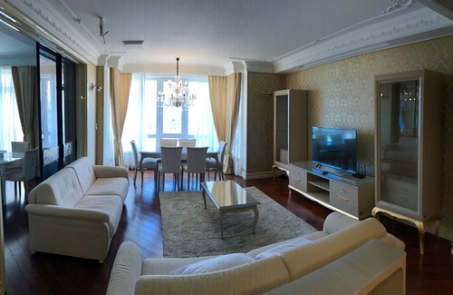 Lypky Condo | Luxury Condominiums near Football Olympic Stadium.