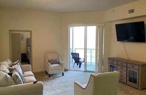 Downtown Long Beach Condo | Luxury condominium in Downtown Long Beach/Ocean View