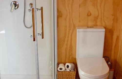 Clareville Bed & Breakfast | Luxury Container Cabin