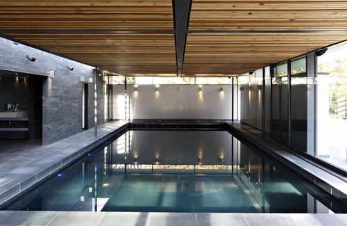 Ditchling Cabin | LUXURY CONTEMPORARY ECO CABIN WITH TENNIS COURT AND INDOOR POOL