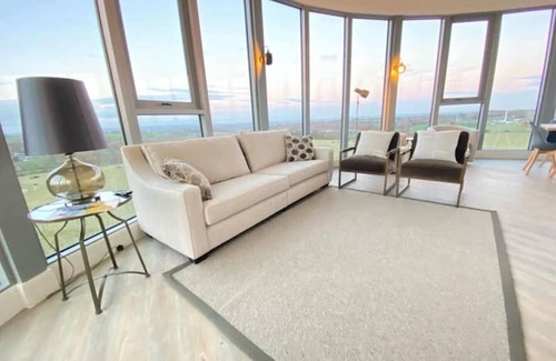 Grange Moor Apartment | Luxury Converted Water Tower In Flockton
