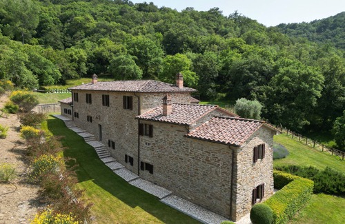 Montalla Villa | Luxury Cortona view hilltop Villa
