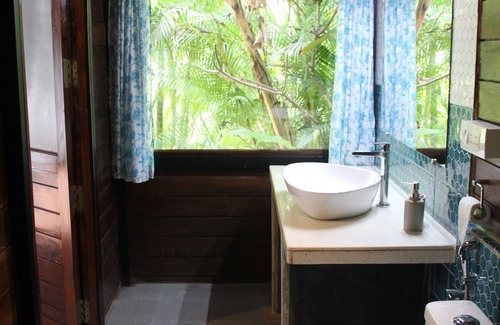 Morjim Cabin | Luxury cottage in a lush green-50 meters from Morjim beach