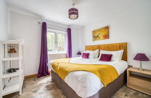 New Forest District House | Luxury Cottage in New Forest Perfect for Family and Friends