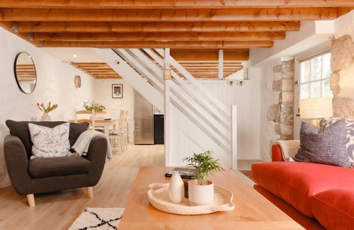 Saint Erth Praze Cottage | Luxury country cottage with wood burner and paddock just 12 minutes from beach