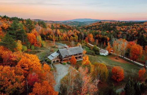 Londonderry House | Luxury Custom Built Post and Beam